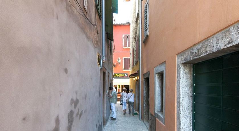 Apartment Marconi Rovinj Exterior photo