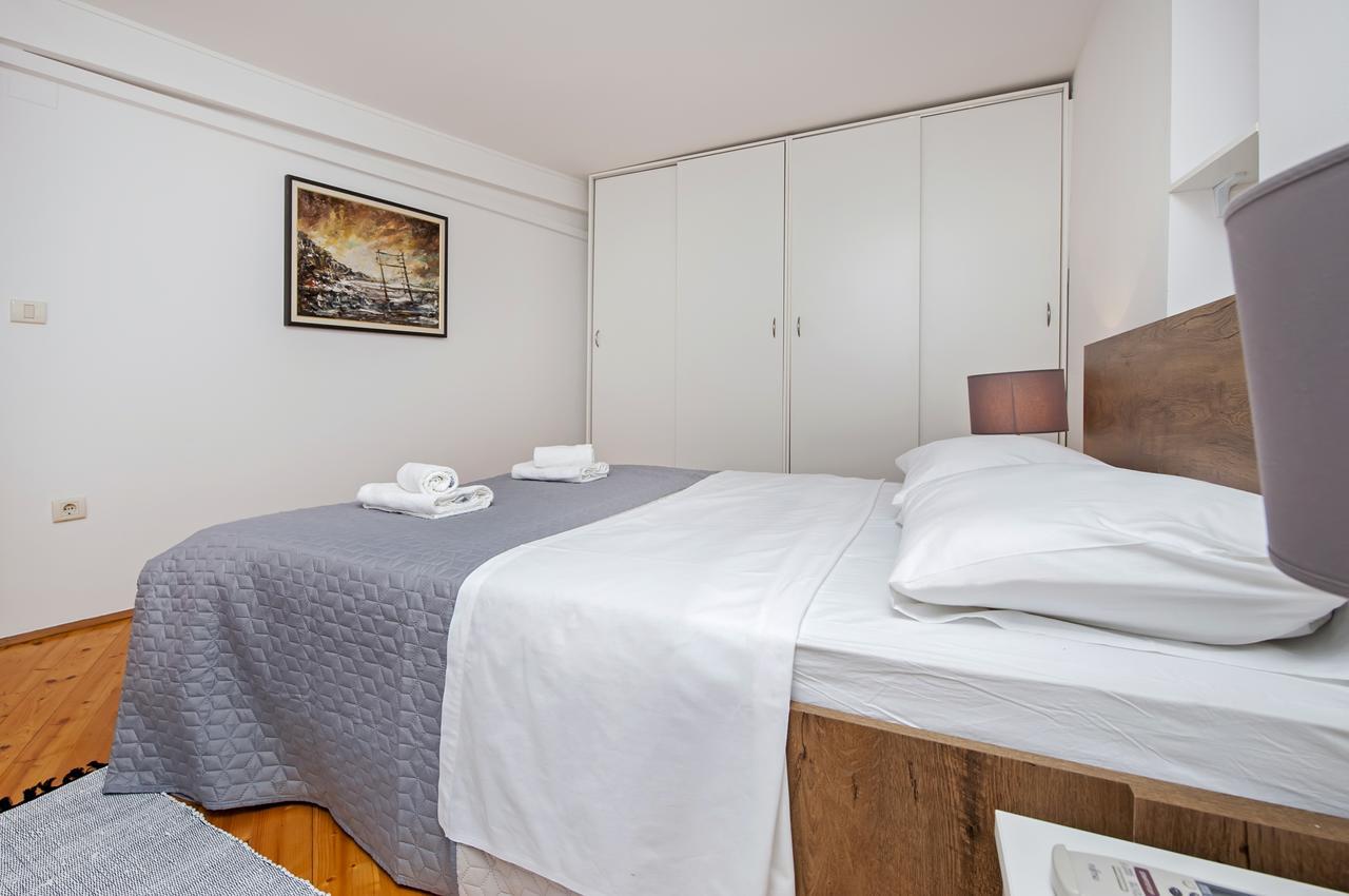 Apartment Marconi Rovinj Exterior photo